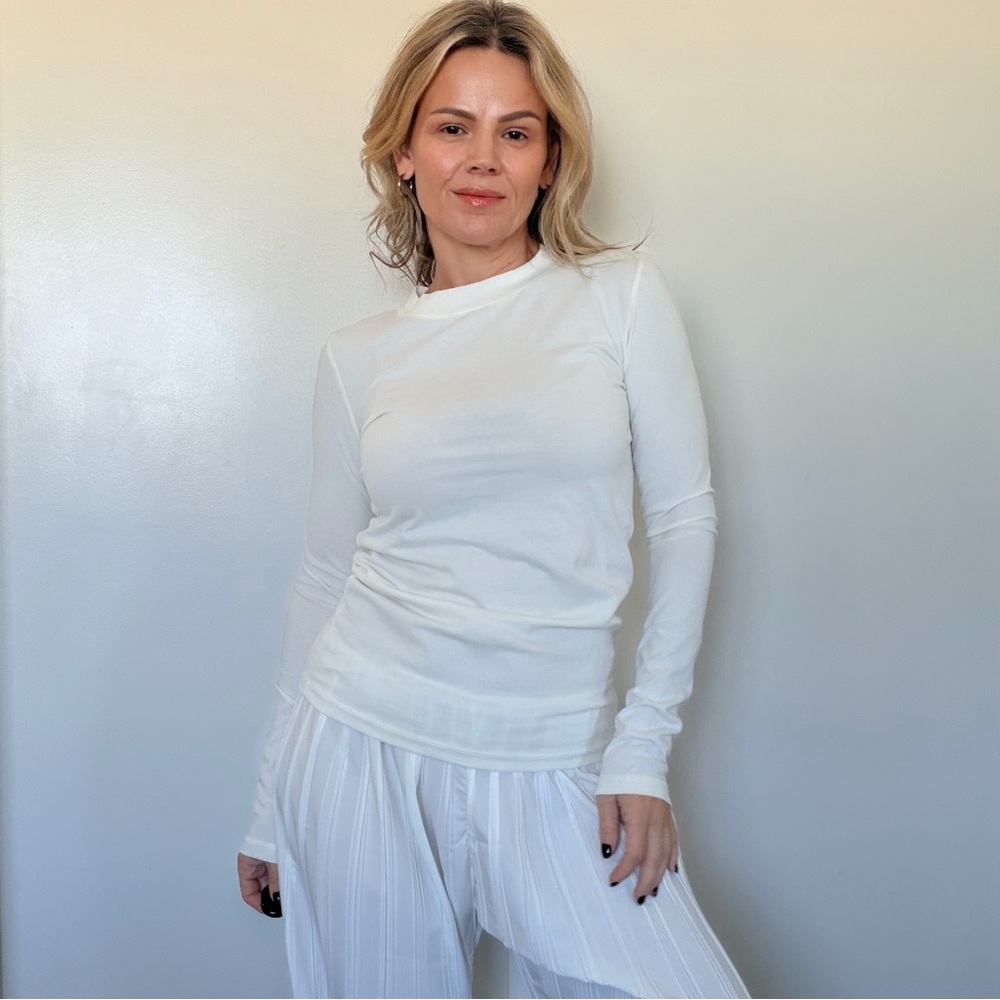 Almina Concept Mock Neck in White